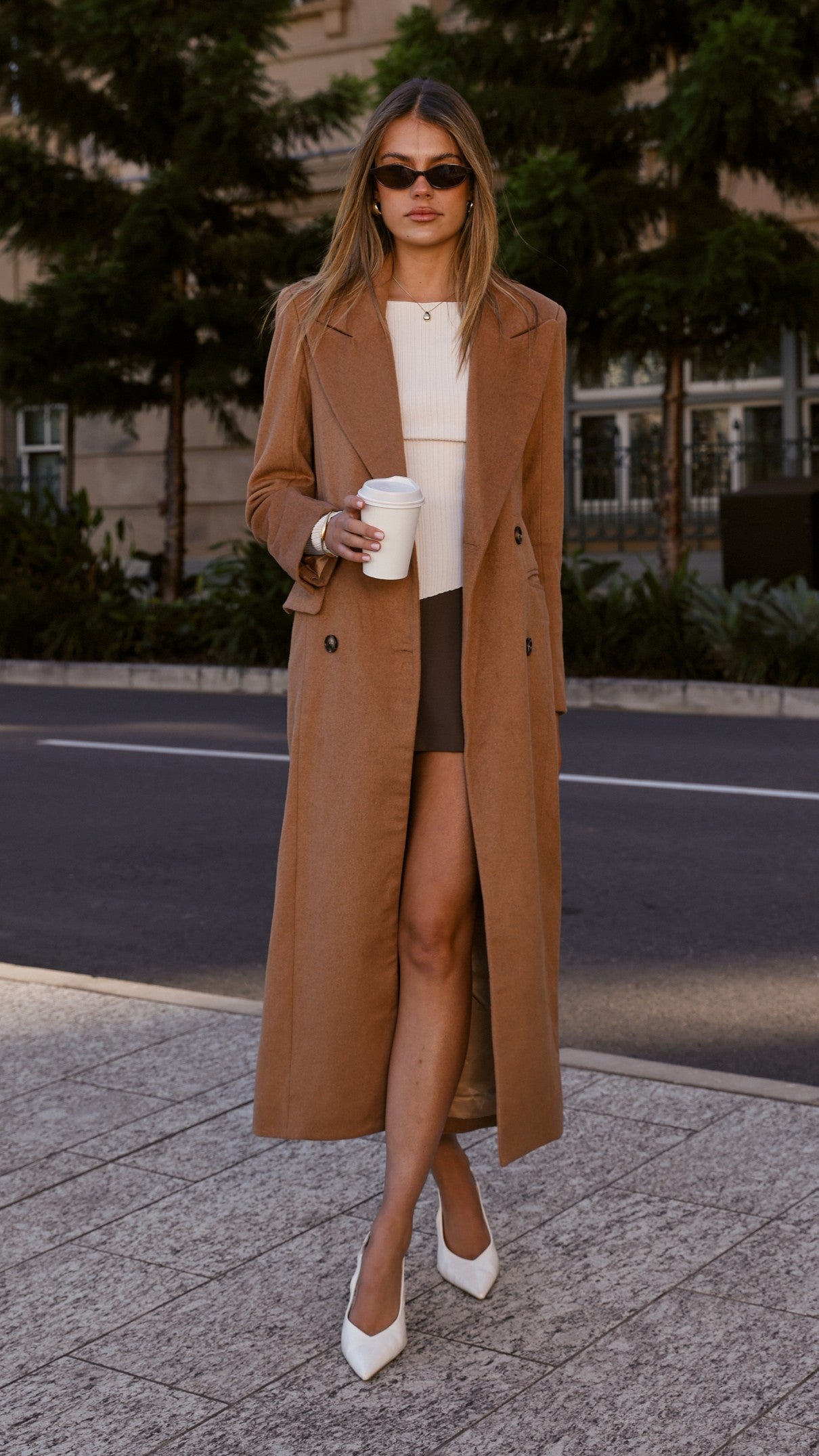 MVN - Lost In New York Coat - Camel
